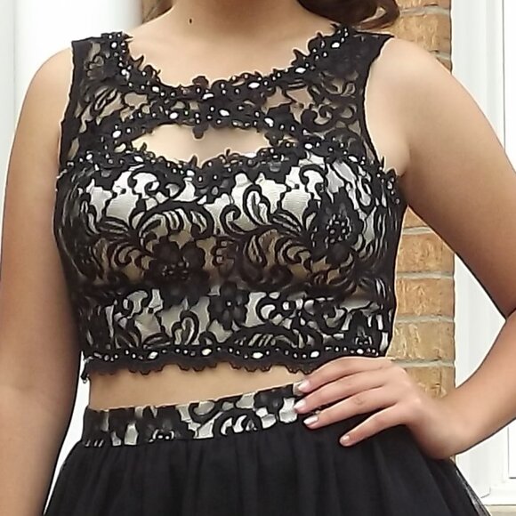 Black Cocktail Dress - Picture 3 of 3